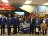 <figcaption>高雄市政府観光局での記念写真。</figcaption>